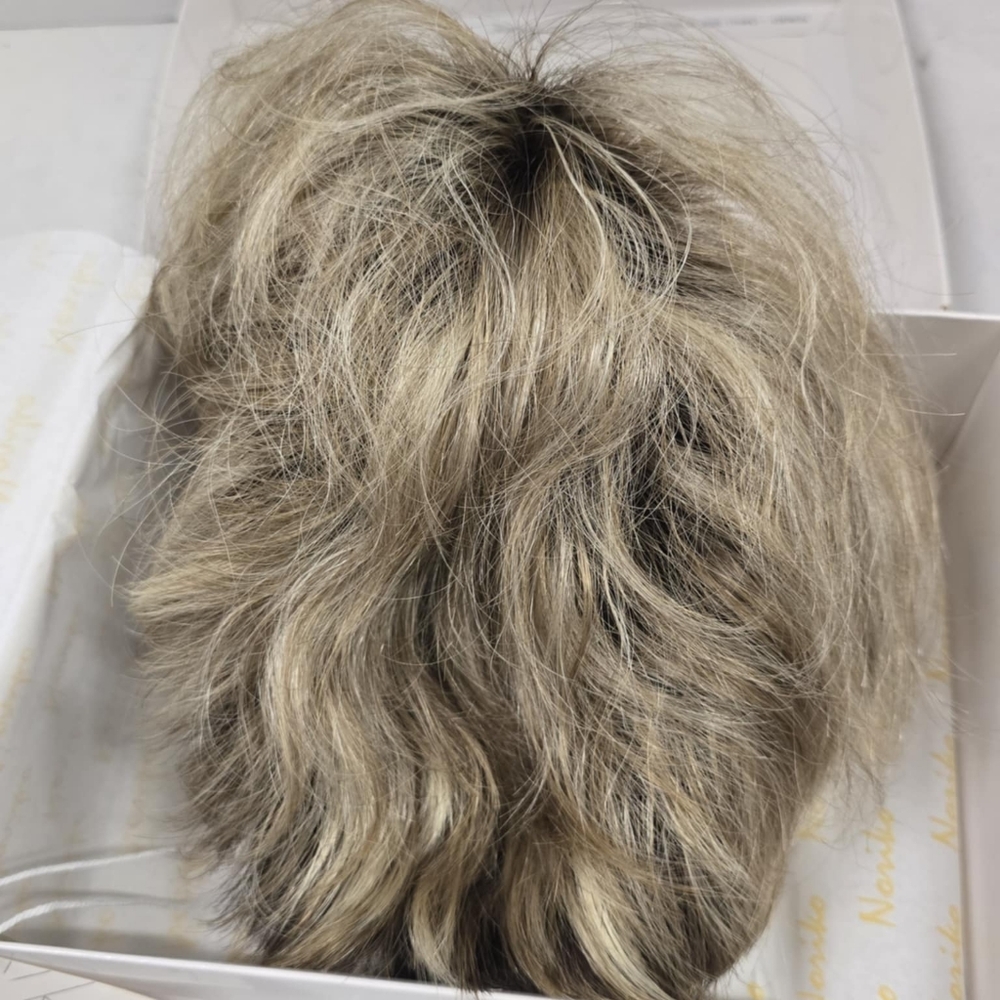 Noriko‎ Emerson Creamy Toffee Wig NIB